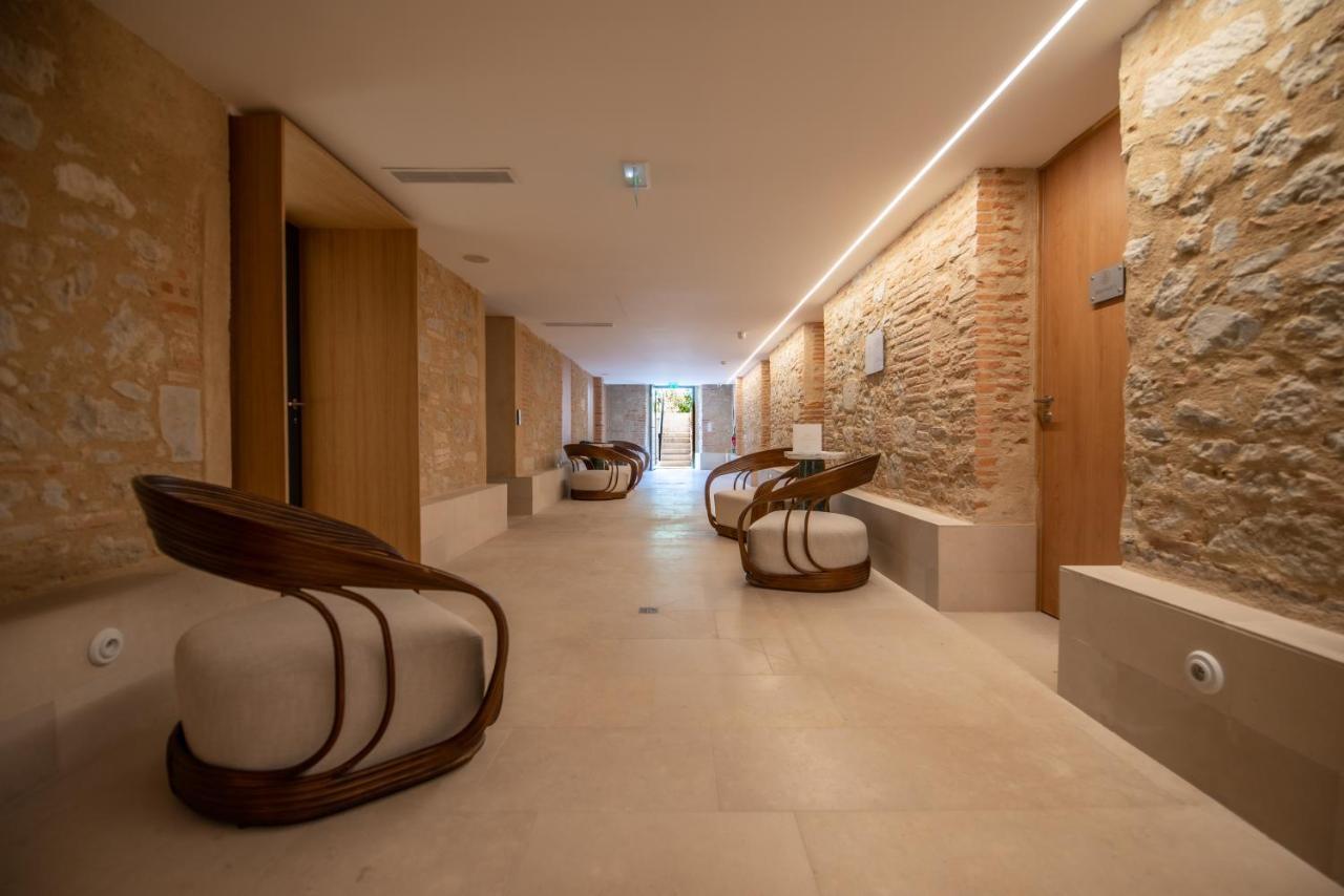 Hotel Chateau De - Luxurious & 4*